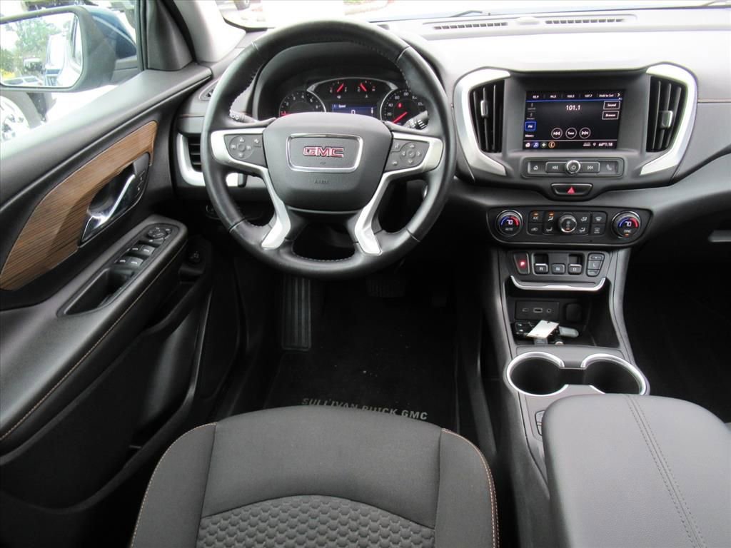 Used 2020 GMC Terrain SLE w/ Driver Convenience Package image 13