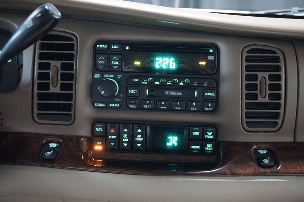 Used 2004 Buick Park Avenue Ultra FWD image 23