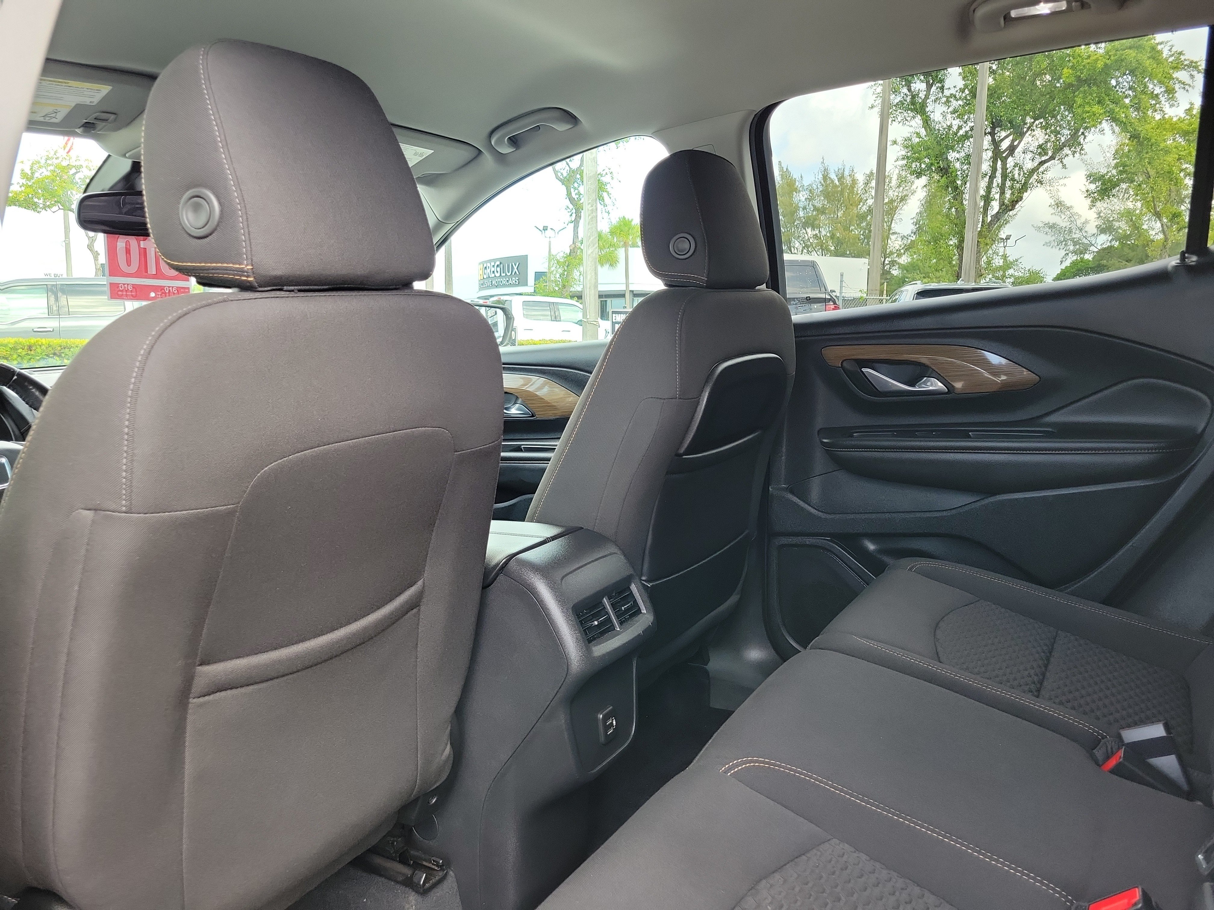 Used 2021 GMC Terrain SLE FWD image 16