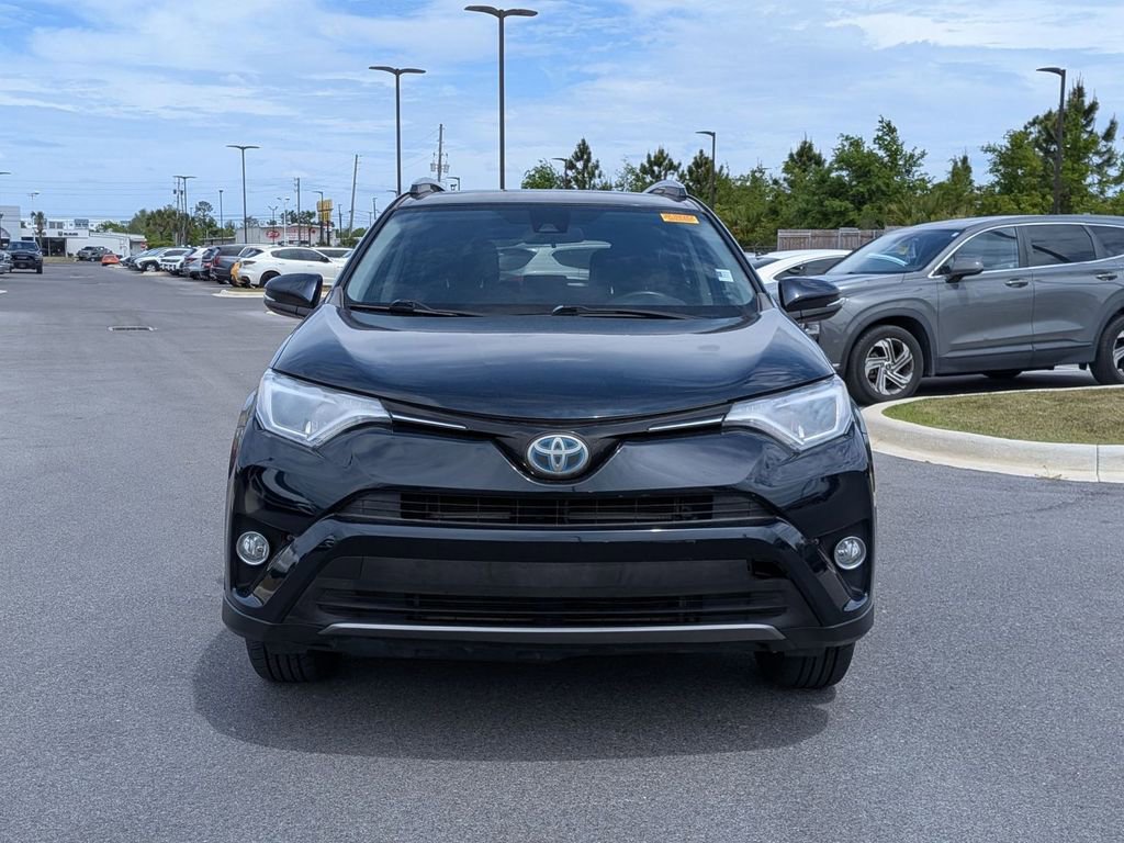 Used 2017 Toyota RAV4 XLE image 2