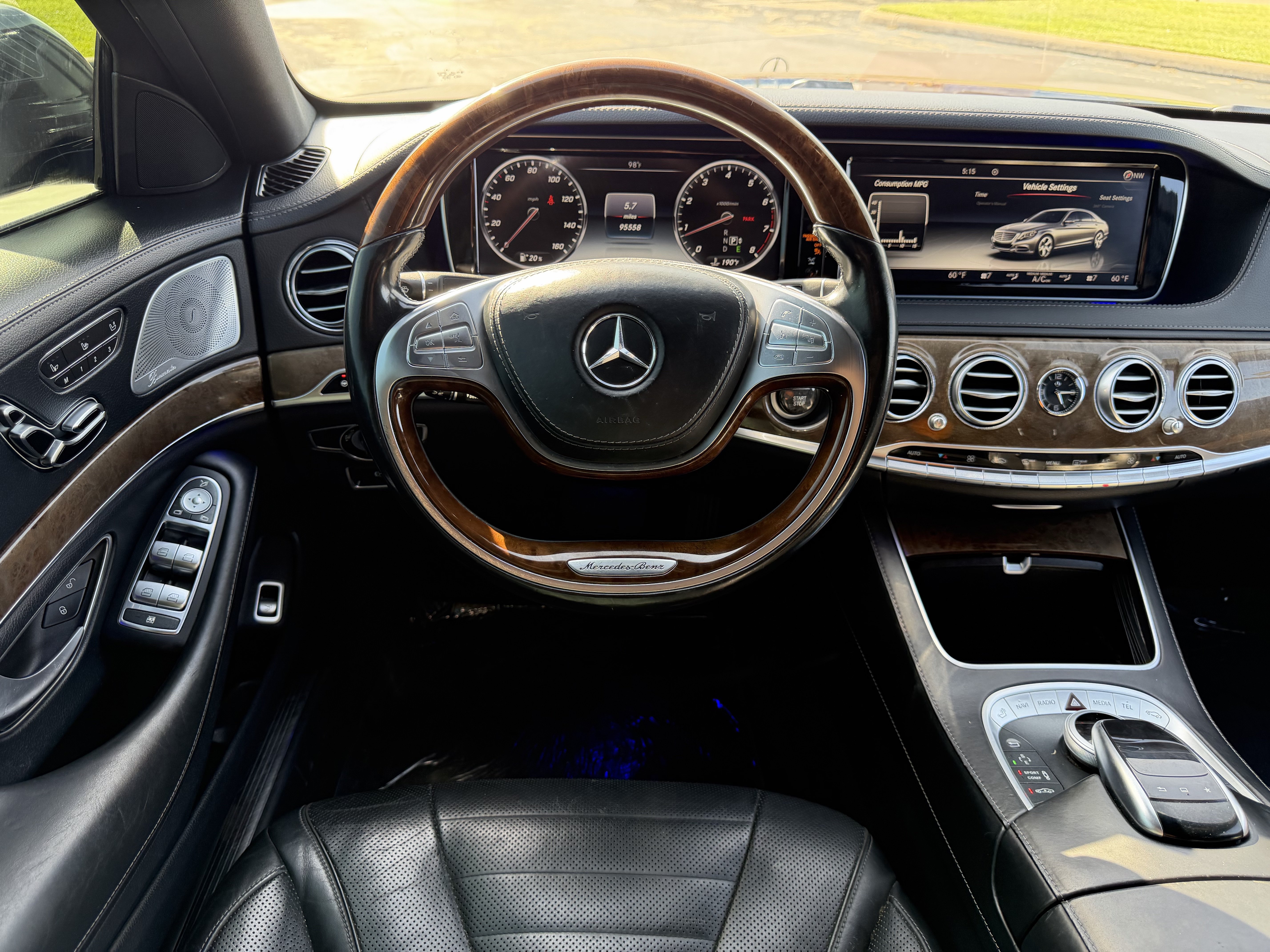 Used 2016 Mercedes-Benz S 550 4MATIC Sedan image 29