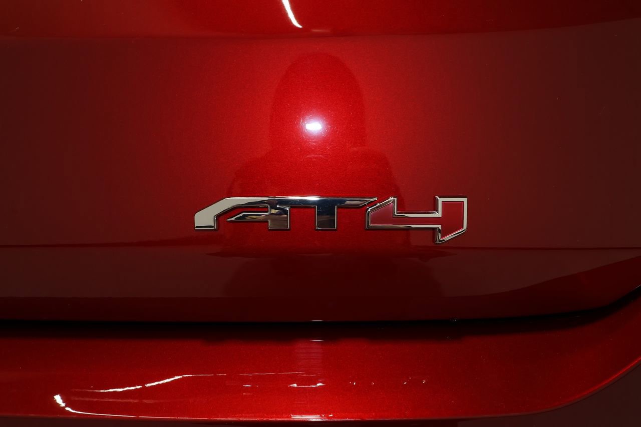 Certified 2024 GMC Terrain AT4 w/ Infotainment Package II AWD/4WD image 36