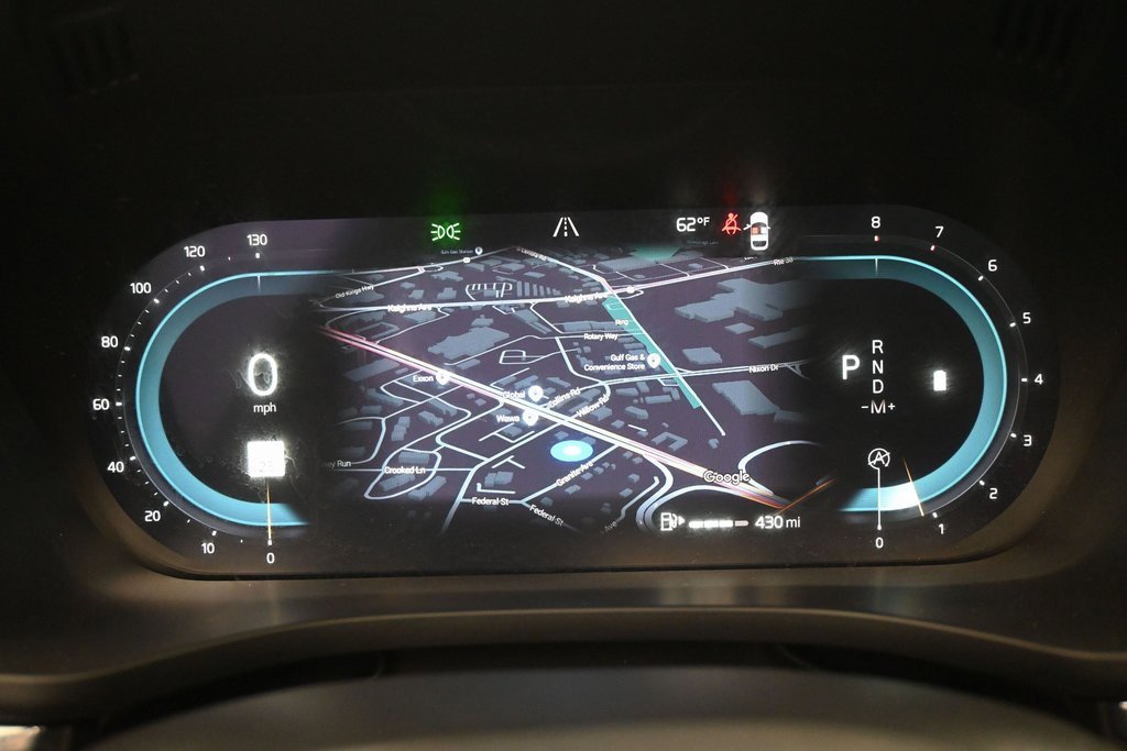 Used 2023 Volvo XC60 B5 Plus image 20