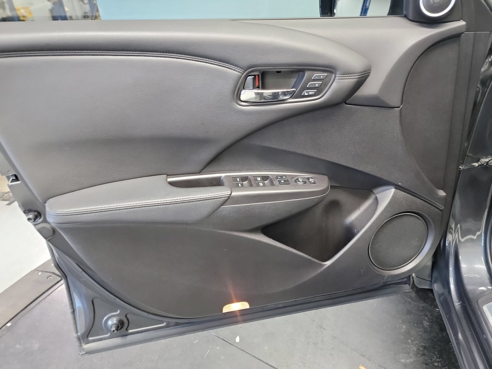 Used 2016 Acura RDX AWD image 13