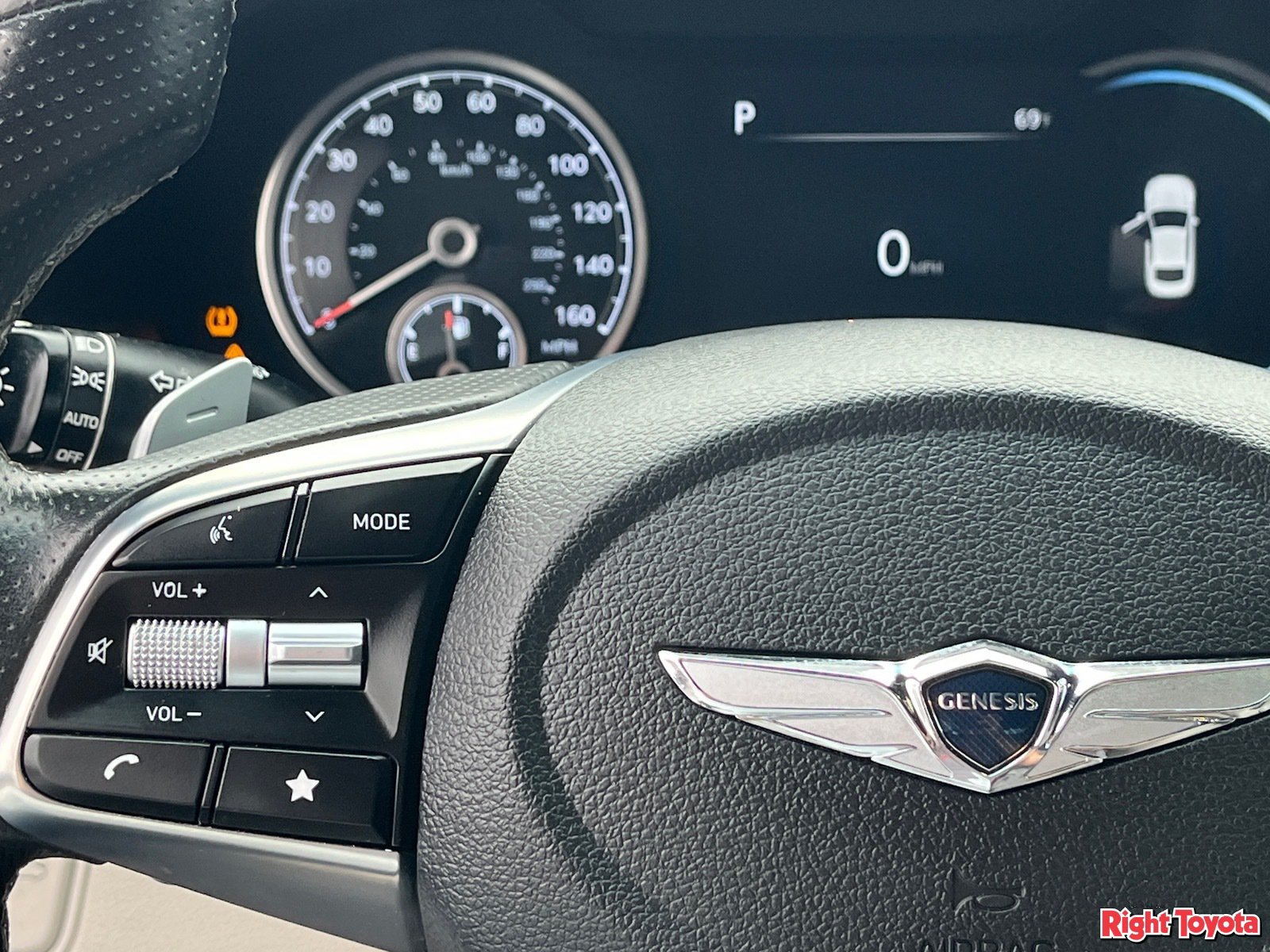 Used 2022 Genesis G70 2.0T RWD image 22
