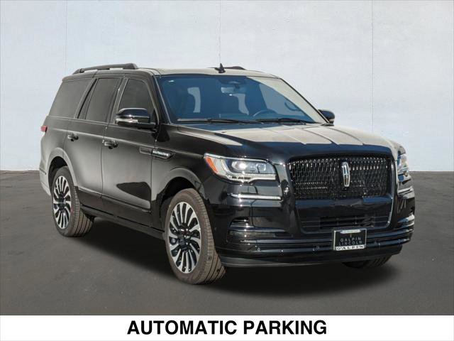 Used 2024 Lincoln Navigator Reserve AWD/4WD image 7