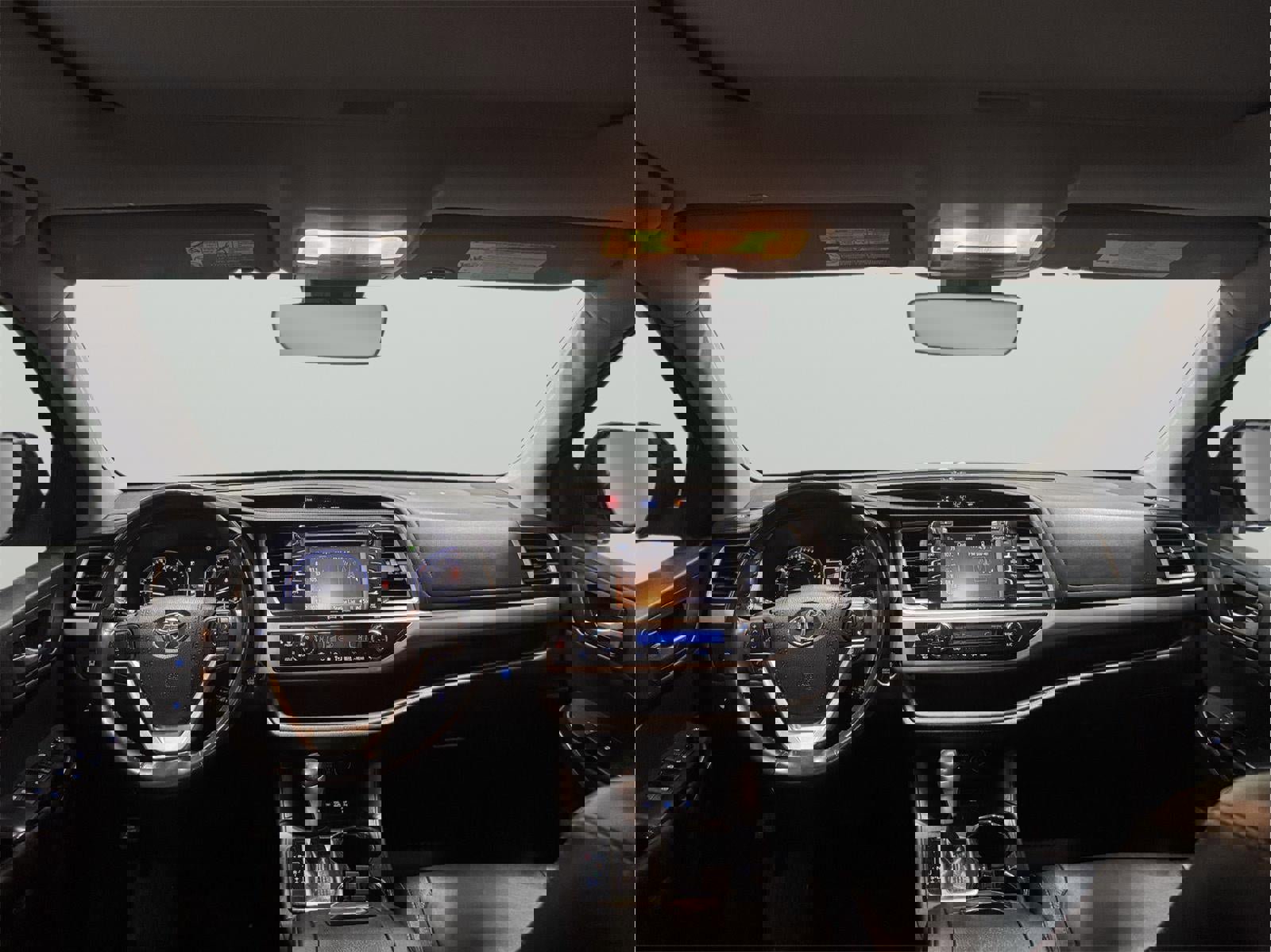 Used 2018 Toyota Highlander XLE image 15