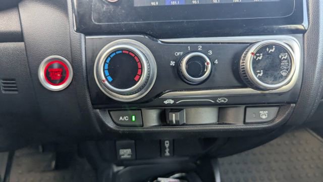 Used 2018 Honda Fit EX image 36