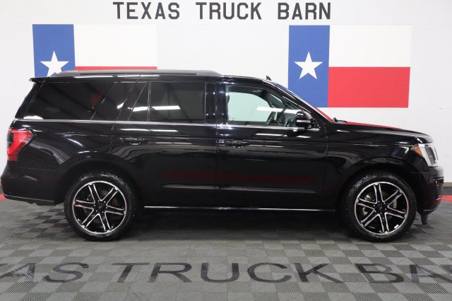 Used 2020 Ford Expedition Limited w/ Equipment Group 303A AWD/4WD image 14