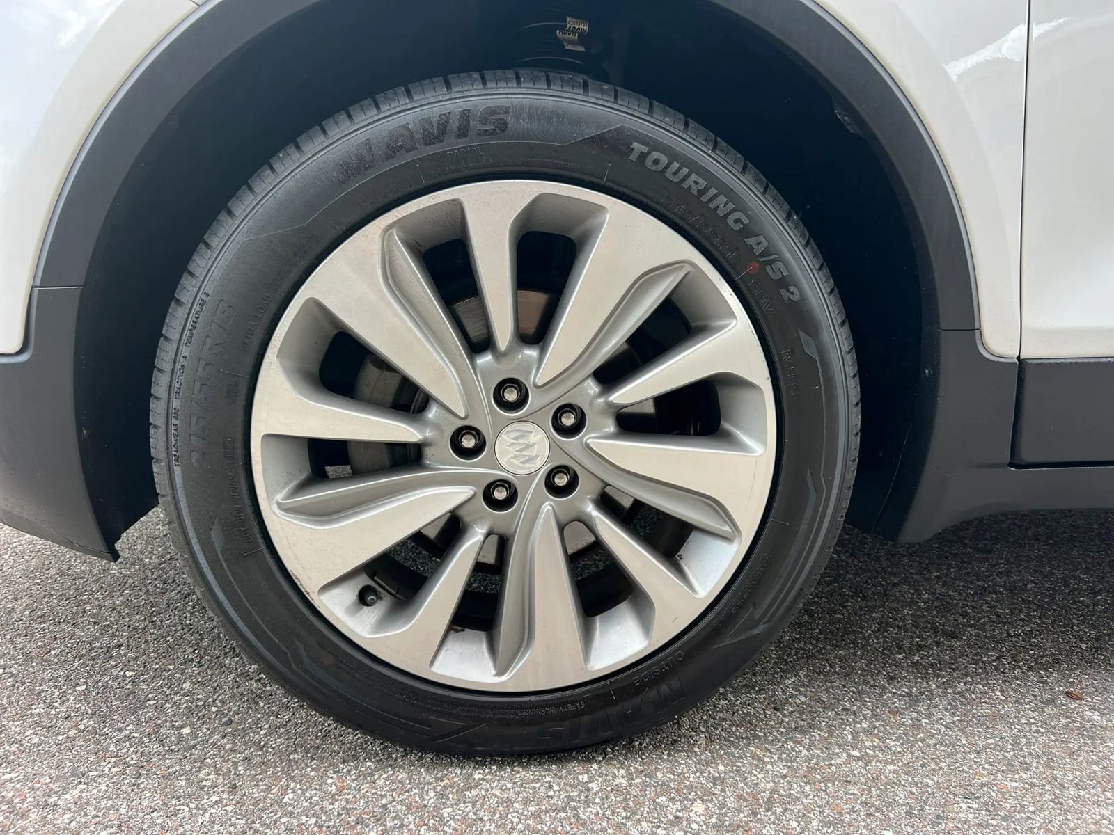 Used 2020 Buick Encore Preferred FWD image 21