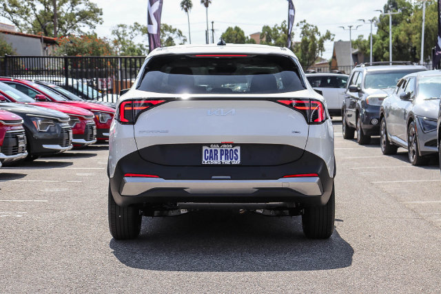 New 2027 Kia Sportage LX FWD image 15
