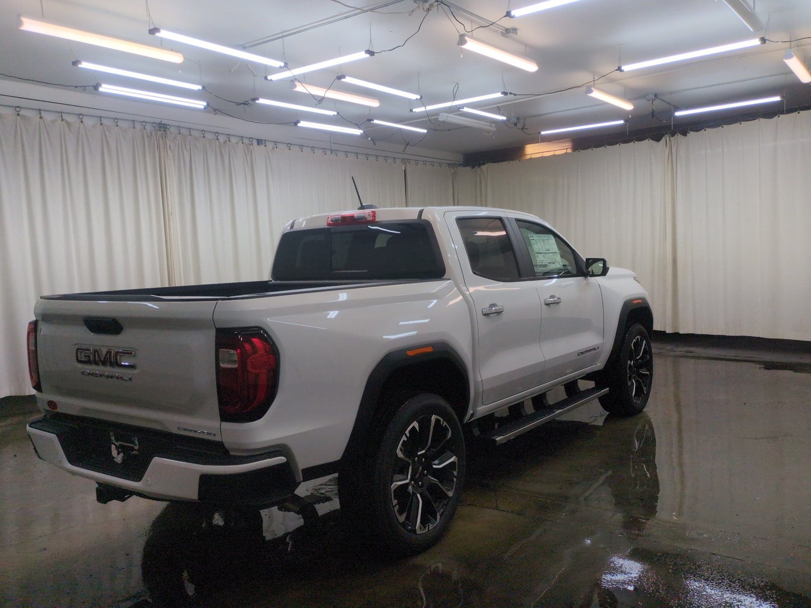 New 2026 GMC Canyon Denali AWD/4WD image 5