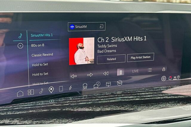 New 2025 Cadillac Escalade IQ Sport 1 w/ LPO, ONYX Package image 18