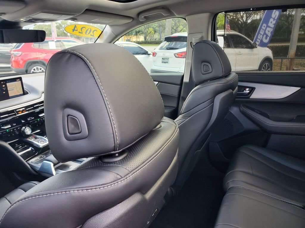 Certified 2024 Acura MDX FWD w/ Technology Package image 11