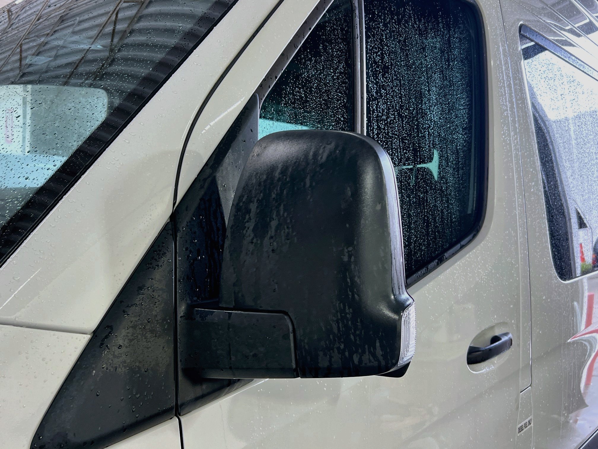 Used 2024 Mercedes-Benz Sprinter 2500 image 10