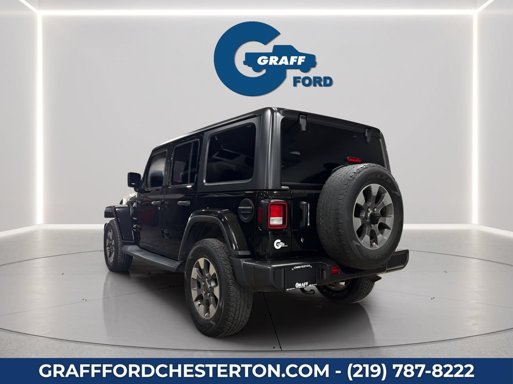 Used 2018 Jeep Wrangler Unlimited Sahara AWD/4WD image 10
