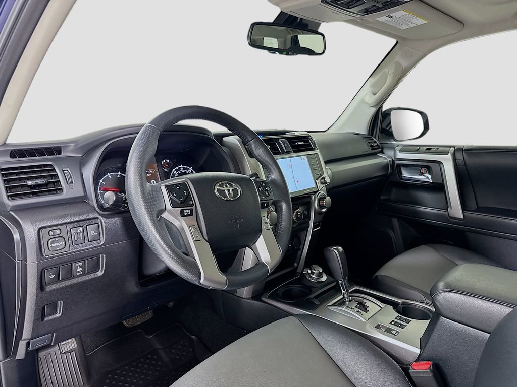 Used 2021 Toyota 4Runner SR5 Premium image 8