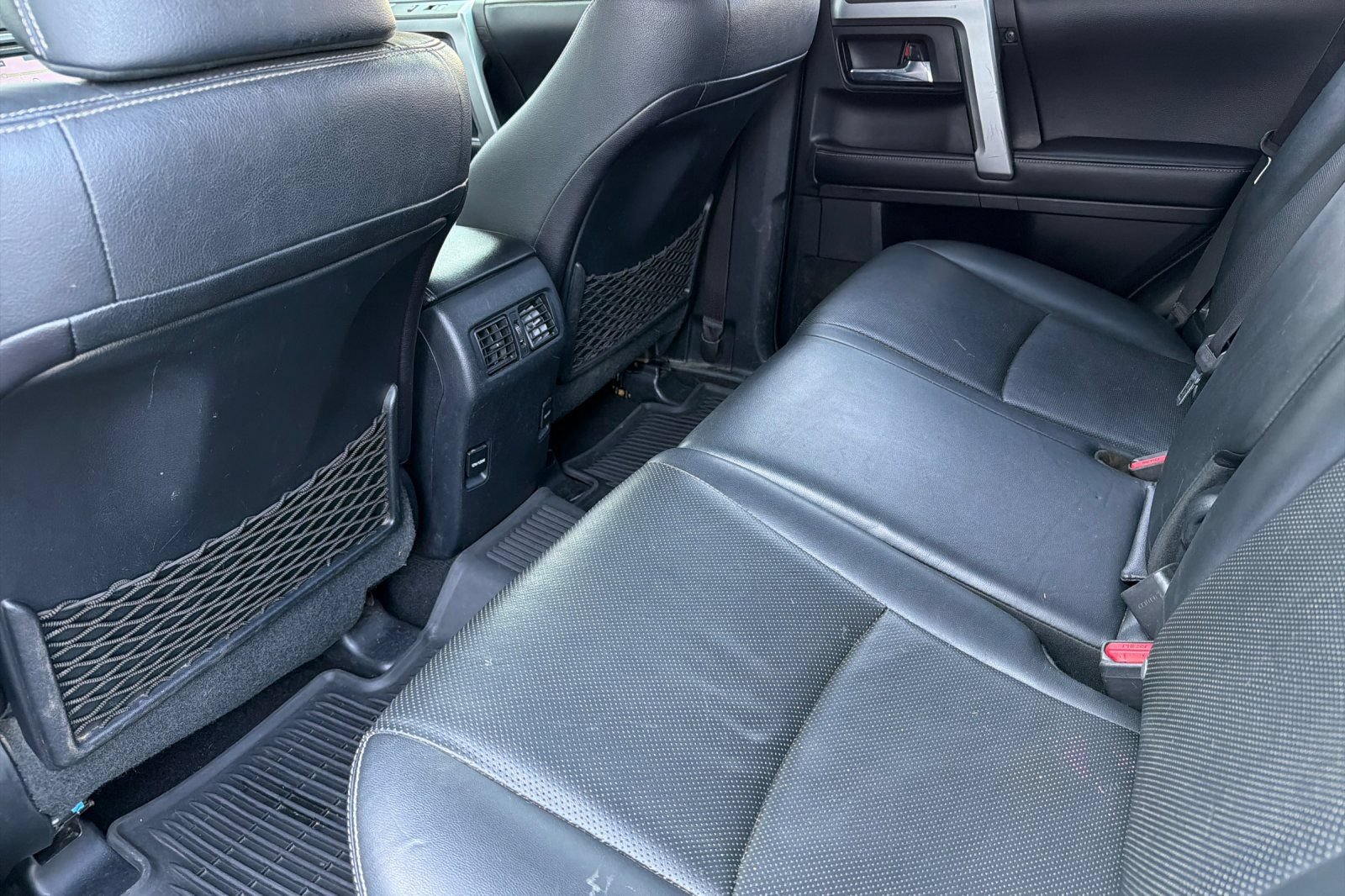Used 2016 Toyota 4Runner Limited AWD/4WD image 11