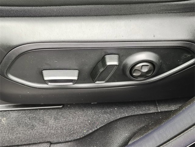 New 2026 Jeep Grand Cherokee Laredo image 14