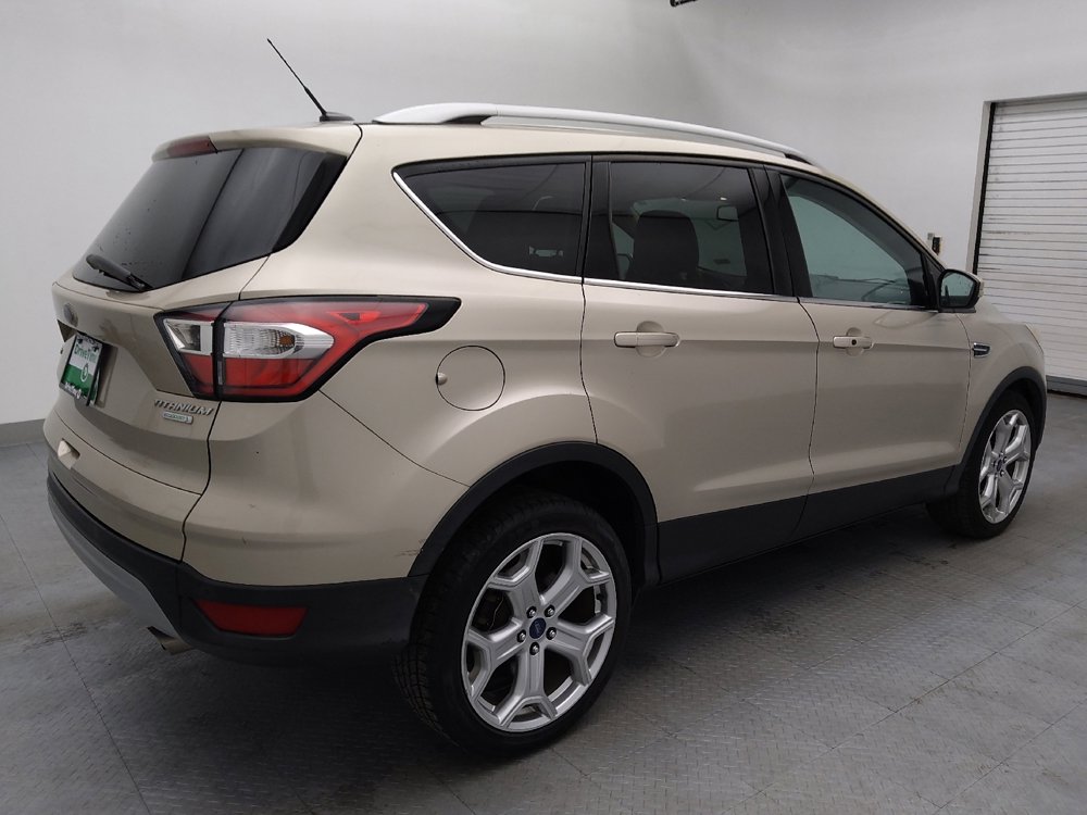Used 2017 Ford Escape Titanium image 10