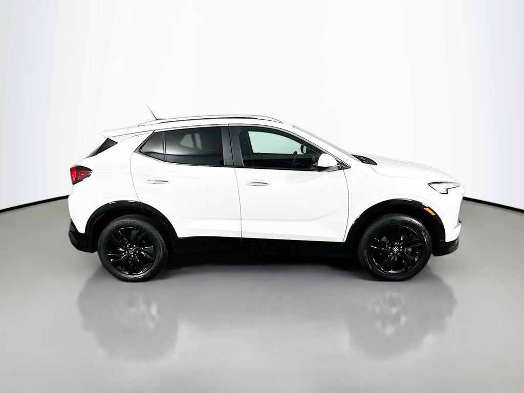 Used 2024 Buick Encore GX Sport Touring image 8