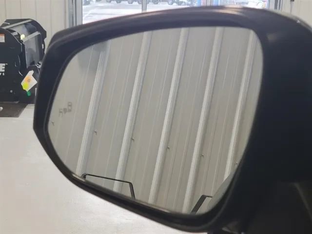Used 2023 Toyota RAV4 SE AWD/4WD image 12