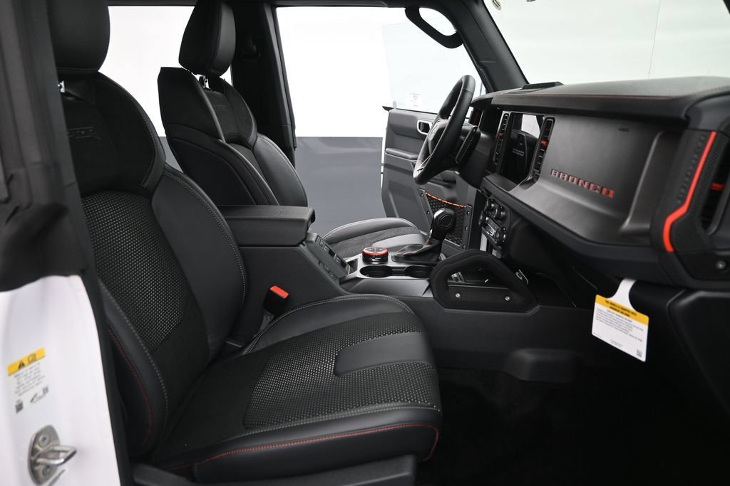 New 2026 Ford Bronco Raptor AWD/4WD image 25