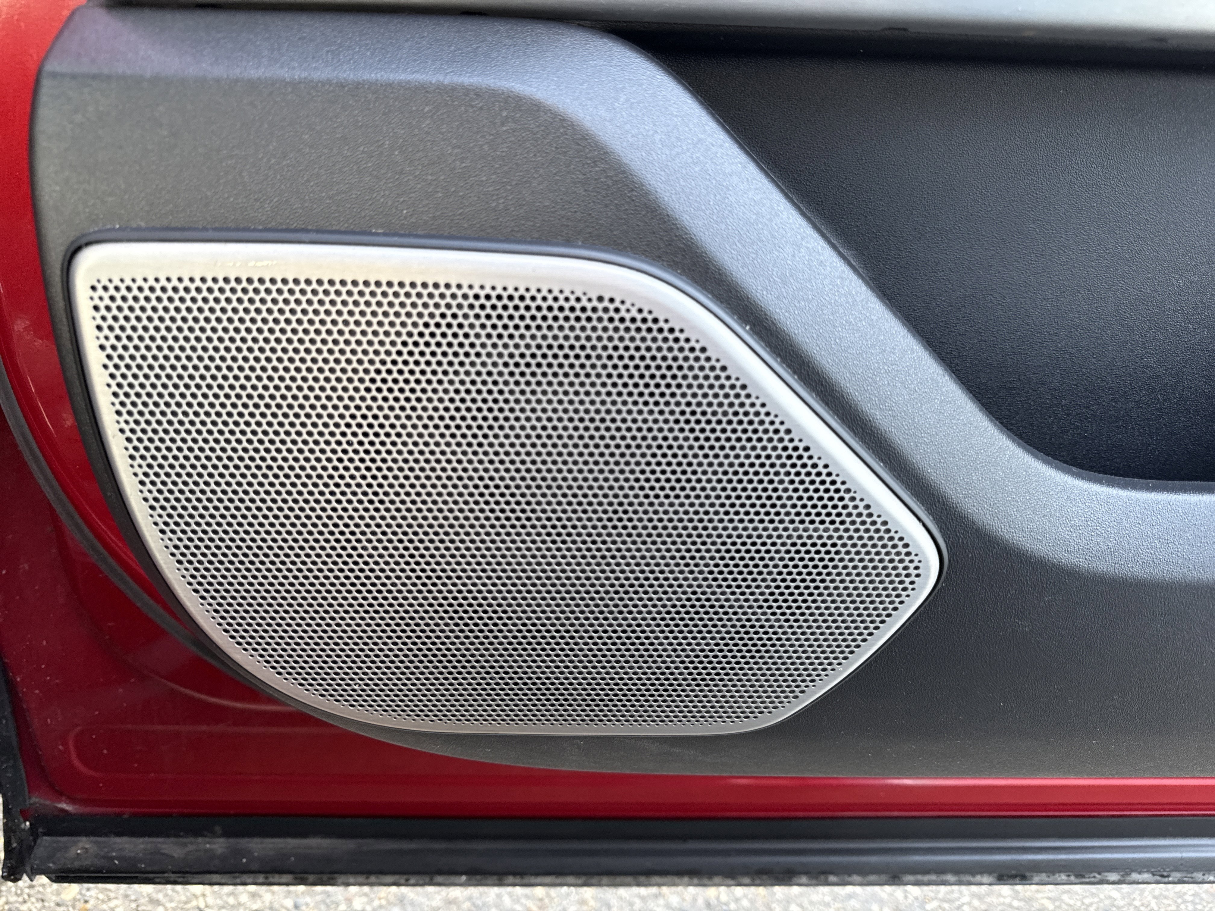 Used 2018 Land Rover Range Rover Velar R-Dynamic SE image 44