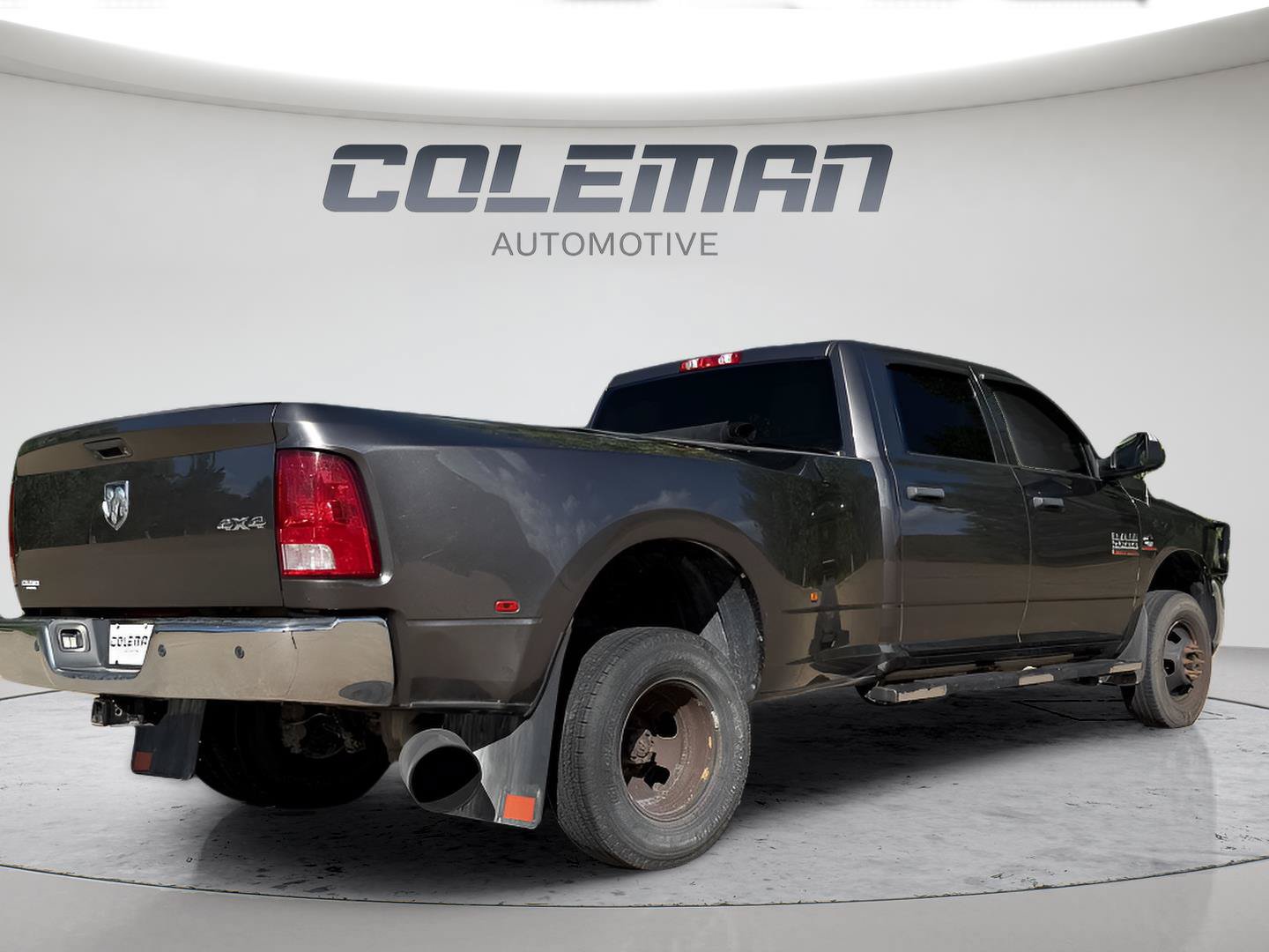 Used 2018 RAM 3500 Tradesman w/ Chrome Appearance Group AWD/4WD image 30
