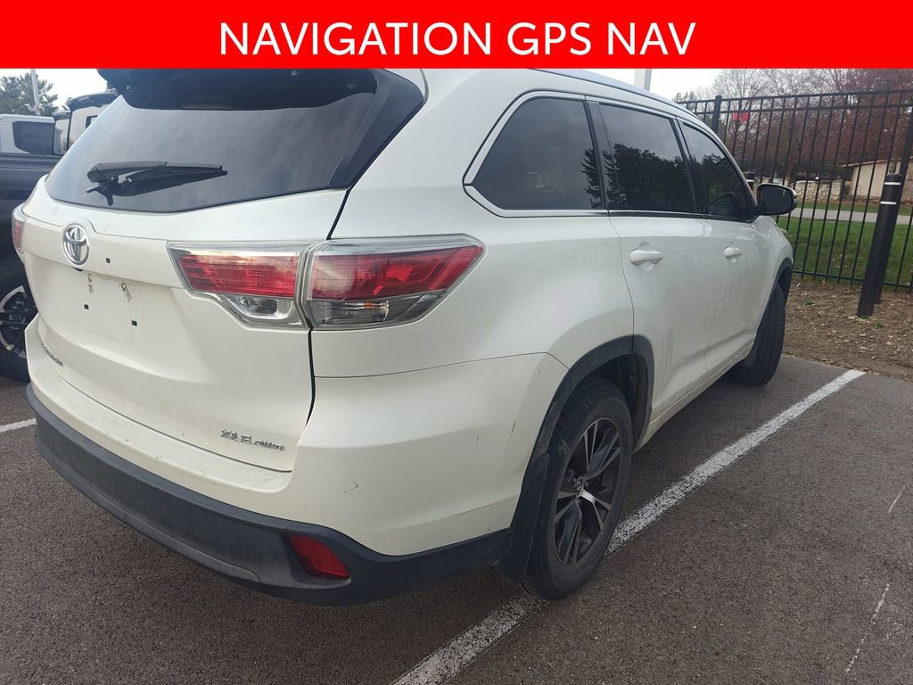 Used 2016 Toyota Highlander XLE image 5