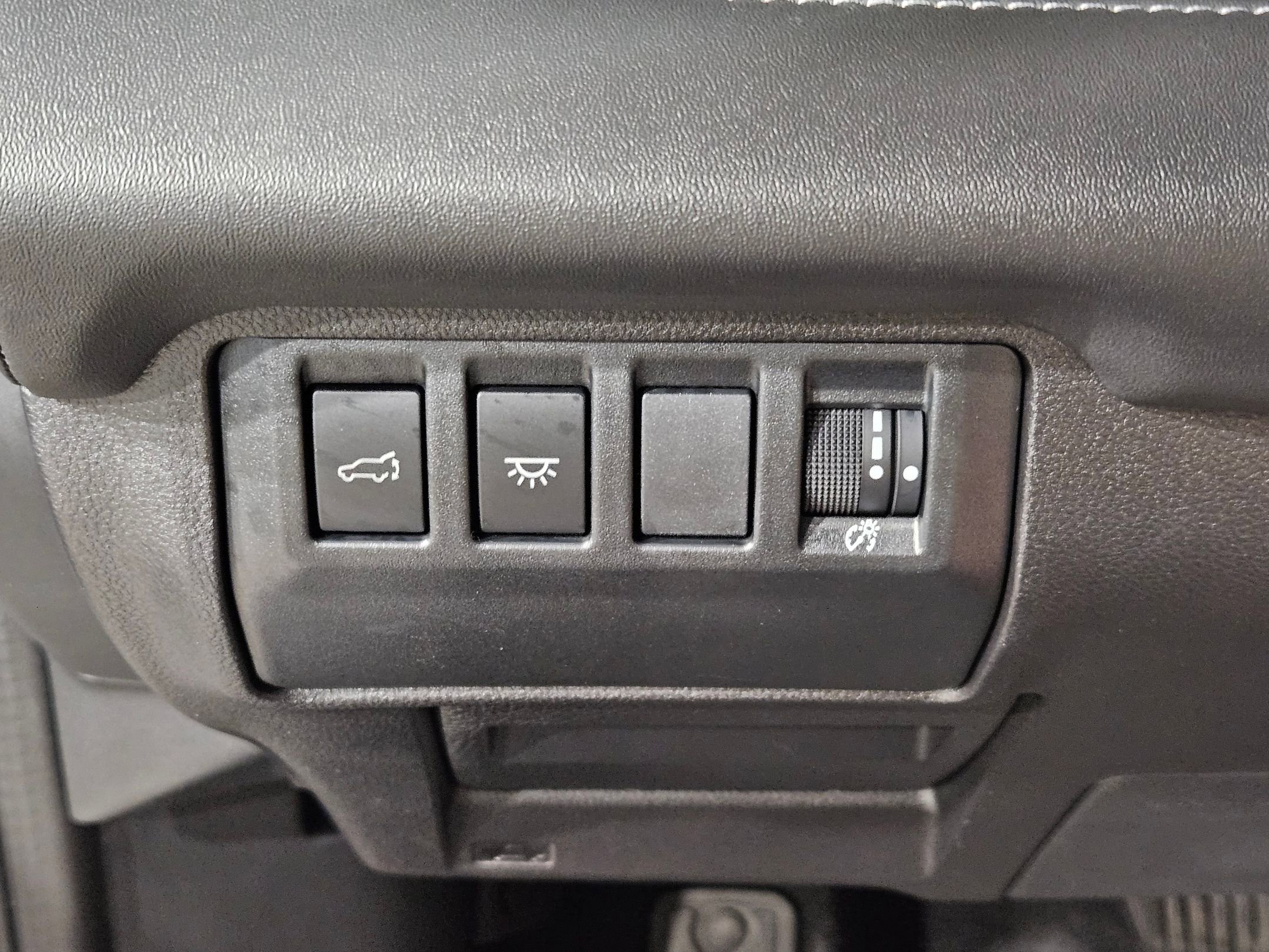 Used 2024 Subaru Ascent Touring image 27