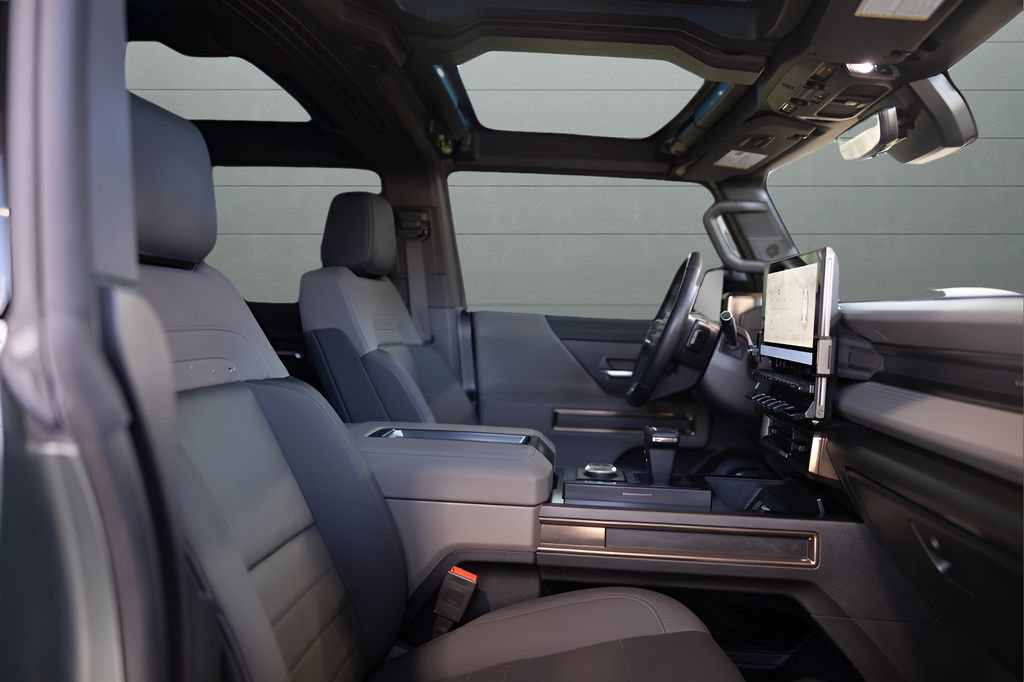 Used 2024 GMC Hummer EV 3X AWD/4WD image 81