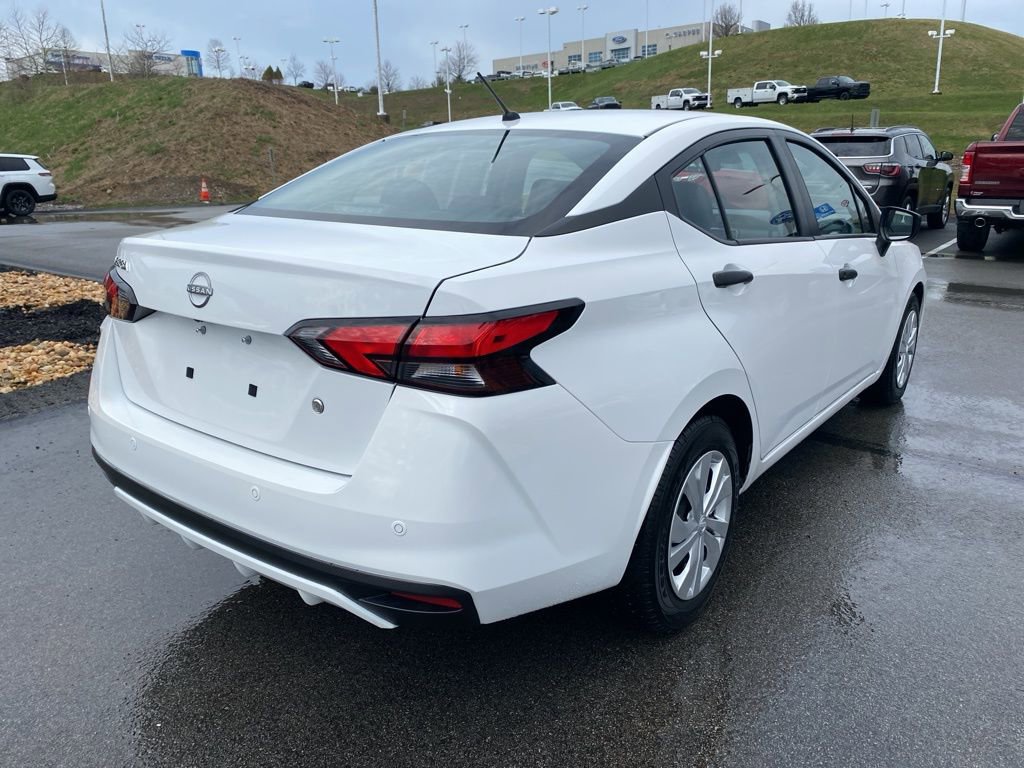 Used 2024 Nissan Versa S image 3