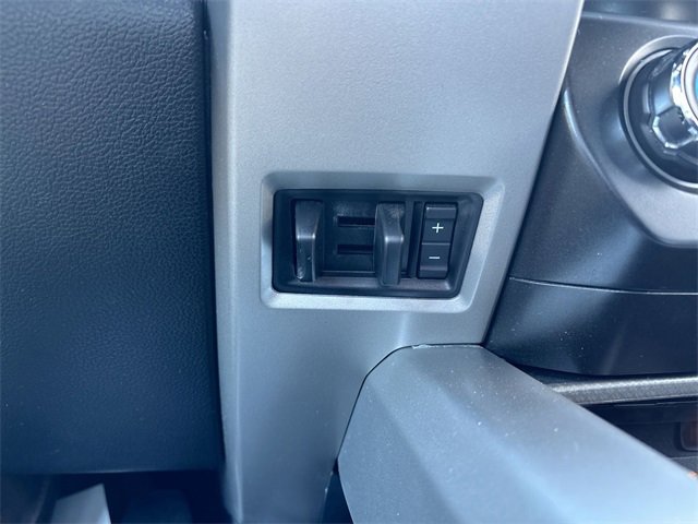 Used 2015 Ford F150 Lariat image 33