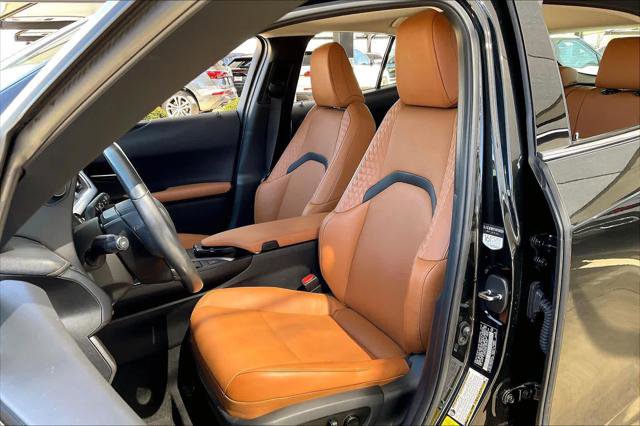 Used 2020 Lexus UX 200 w/ Premium Package FWD image 8