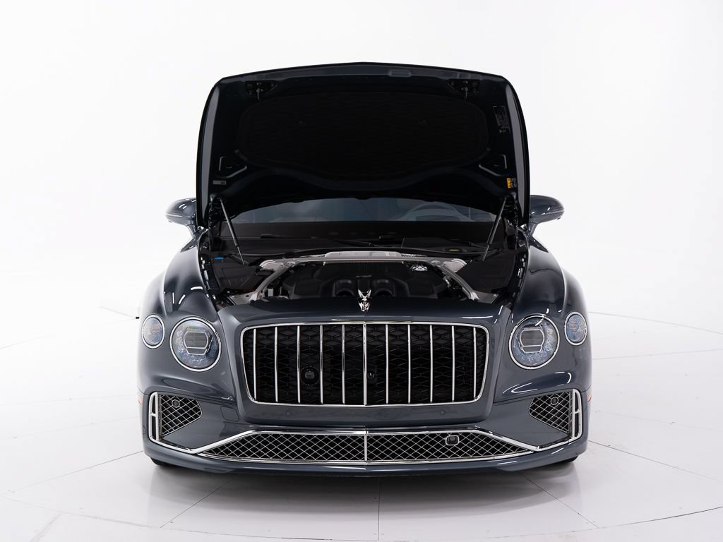 Used 2026 Bentley Flying Spur Plug-In Hybrid AWD/4WD image 45