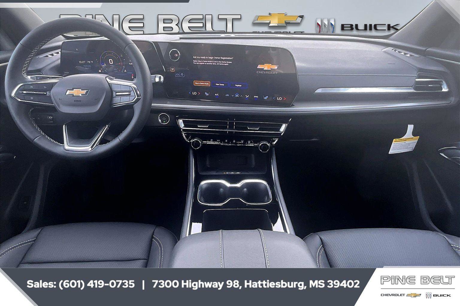 New 2026 Chevrolet Traverse LT w/ Driver Confidence Package image 13