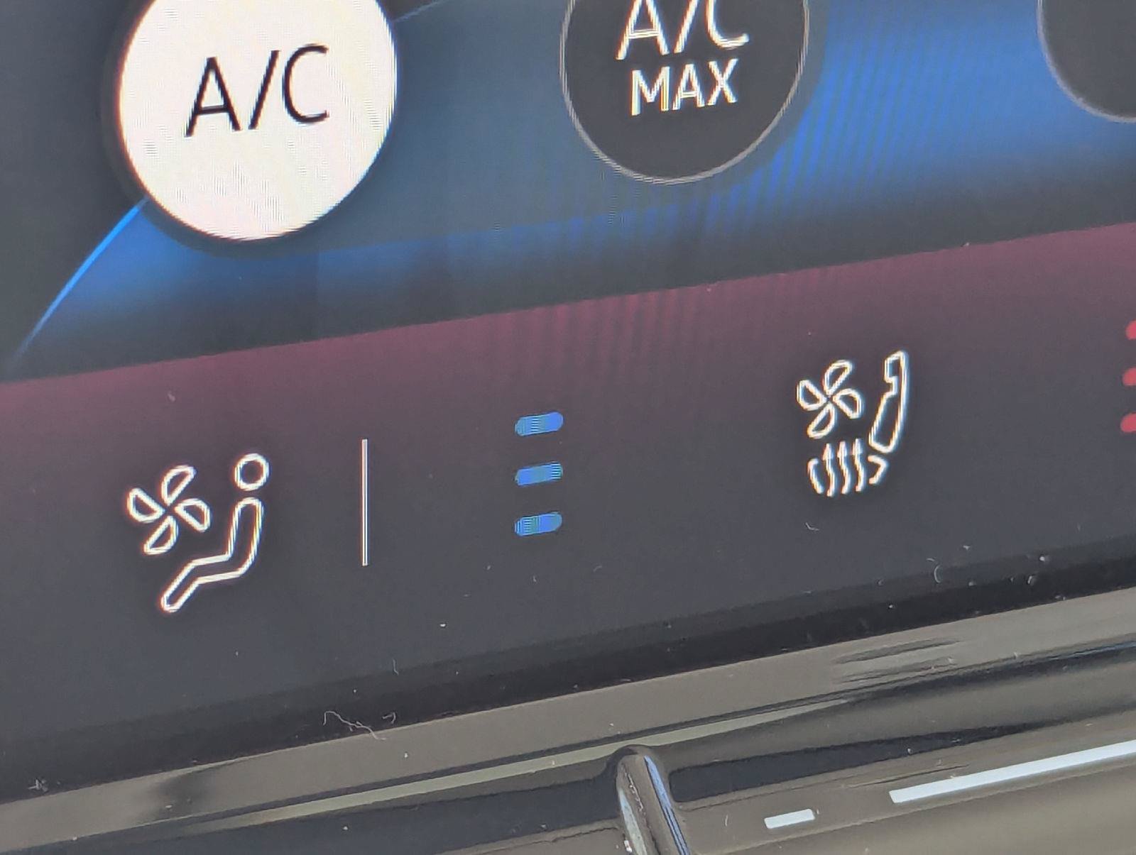 New 2025 Volkswagen ID. Buzz Pro S Plus AWD/4WD image 22