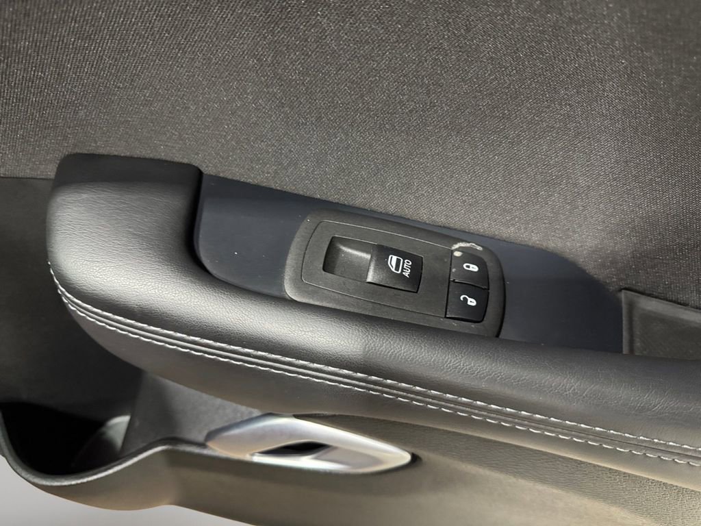 Used 2023 Dodge Challenger R/T Scat Pack image 30