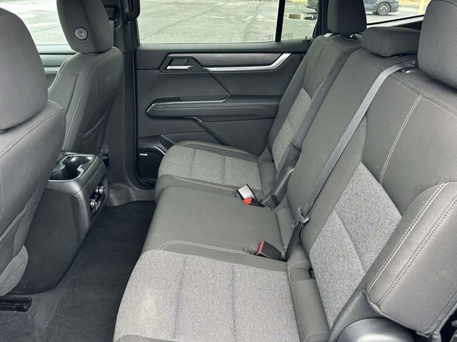 Used 2025 GMC Acadia Elevation image 14