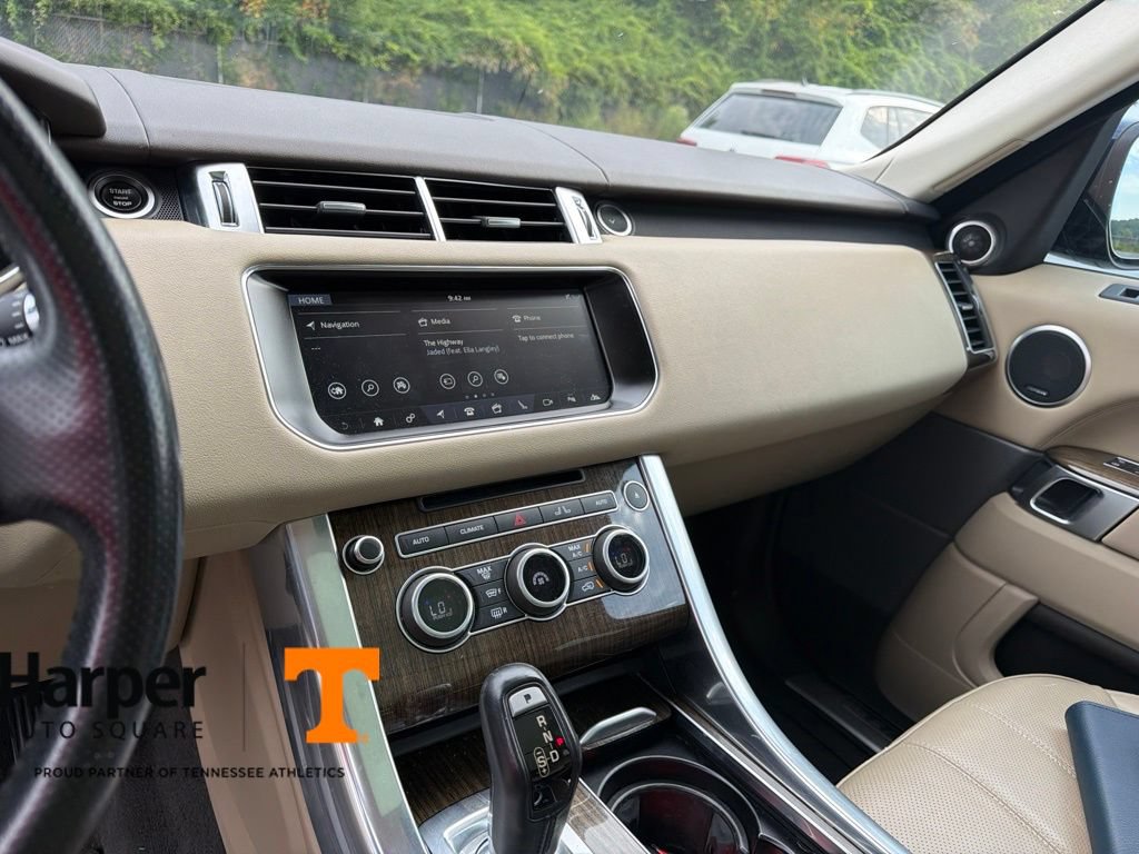 Used 2017 Land Rover Range Rover Sport HSE AWD/4WD image 15