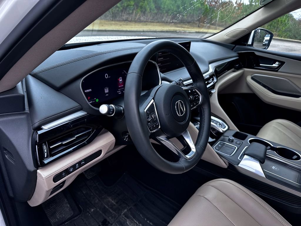 Used 2024 Acura MDX SH-AWD w/ Technology Package image 17