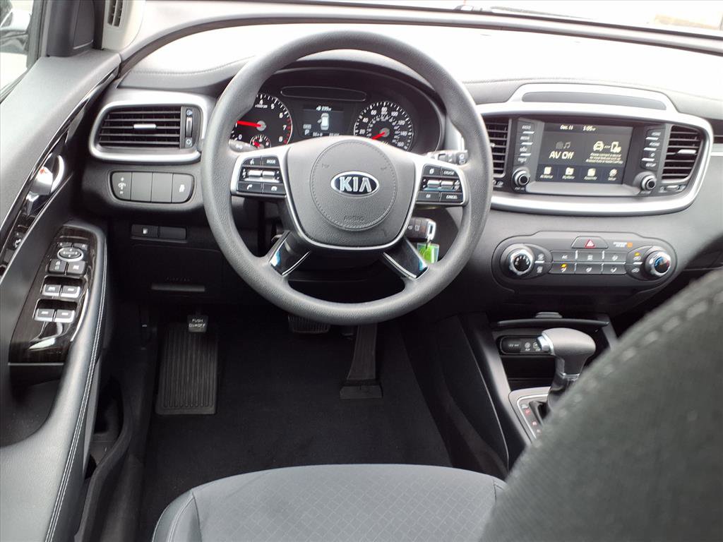 Used 2019 Kia Sorento L image 4