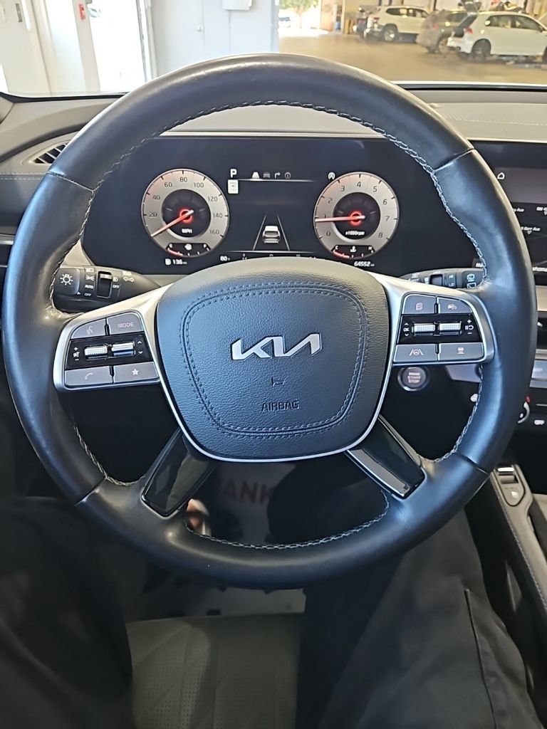 Used 2023 Kia Telluride SX X-Line image 36