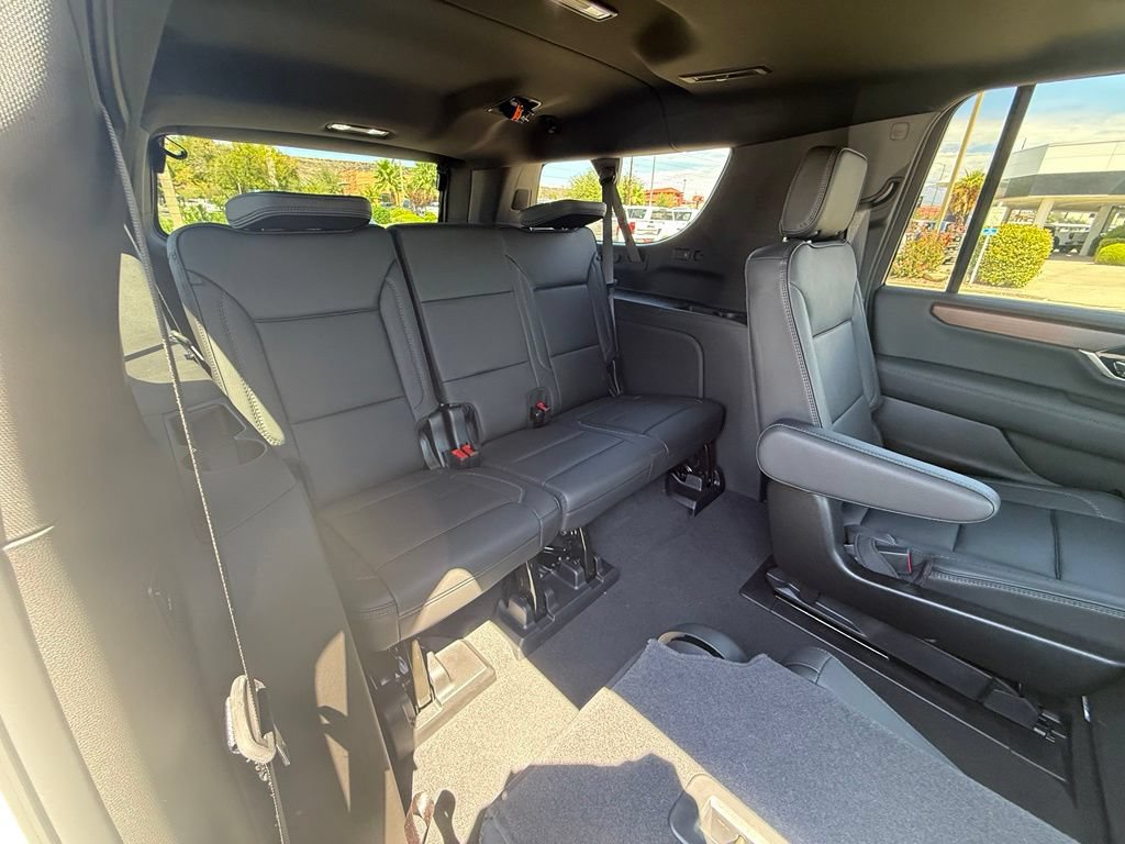 Used 2026 GMC Yukon XL Denali w/ Sun & Power Step Package AWD/4WD image 22