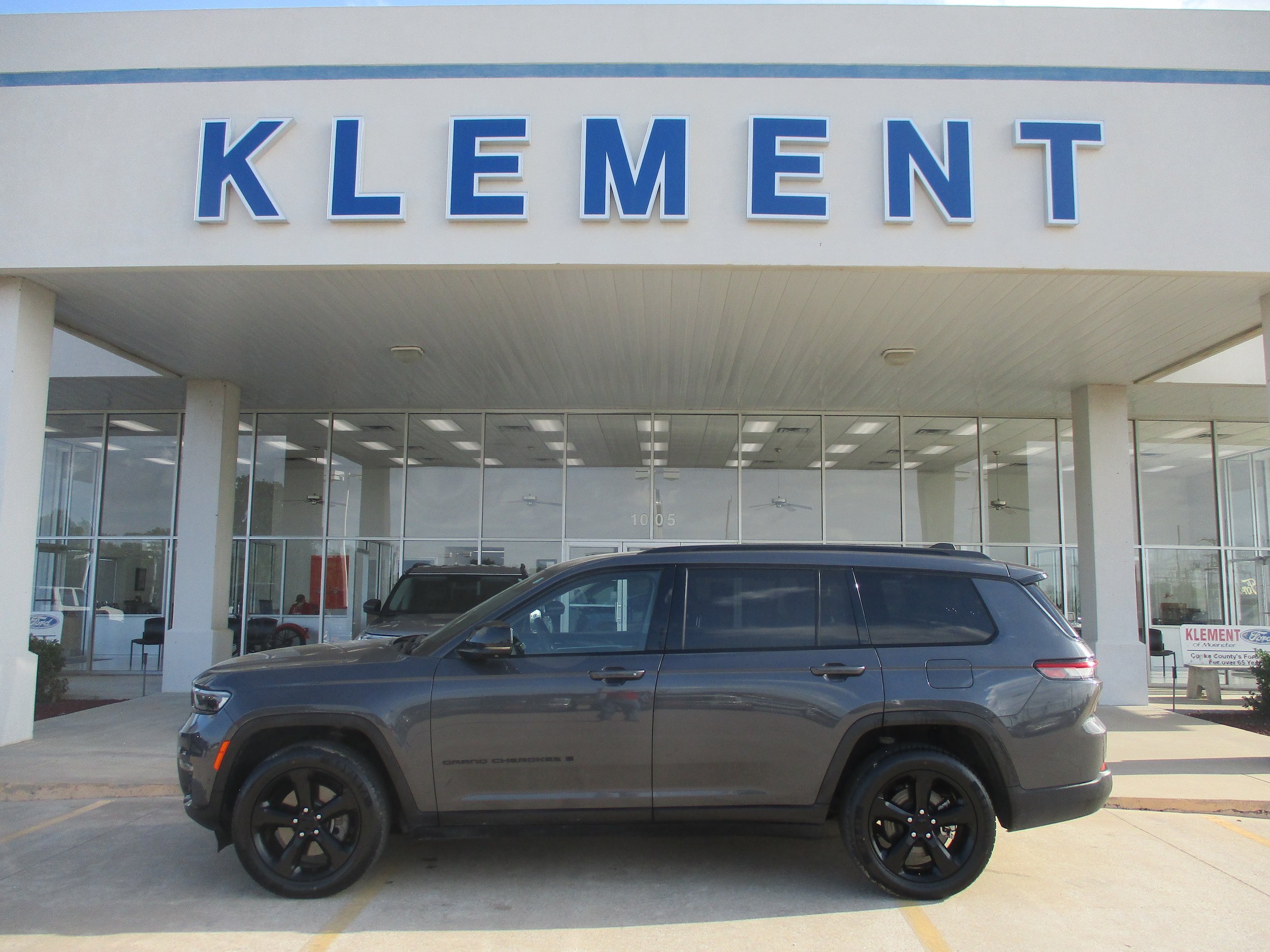 Used 2023 Jeep Grand Cherokee L Limited w/ Luxury Tech Group II