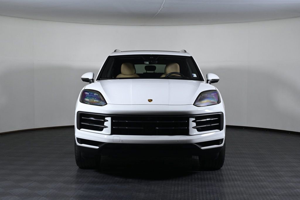 Certified 2024 Porsche Cayenne image 10