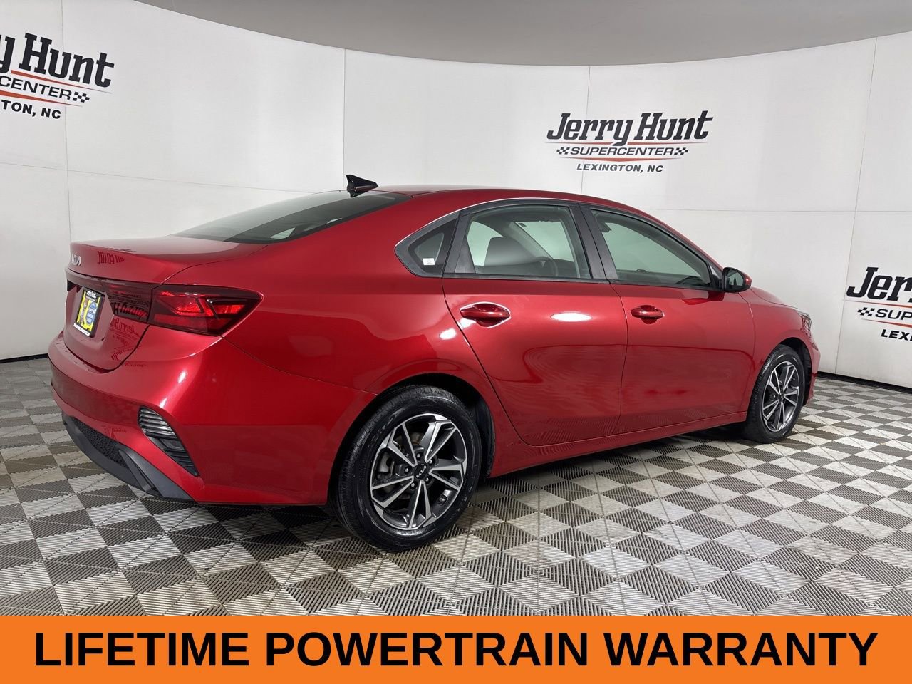 Used 2022 Kia Forte LXS image 5