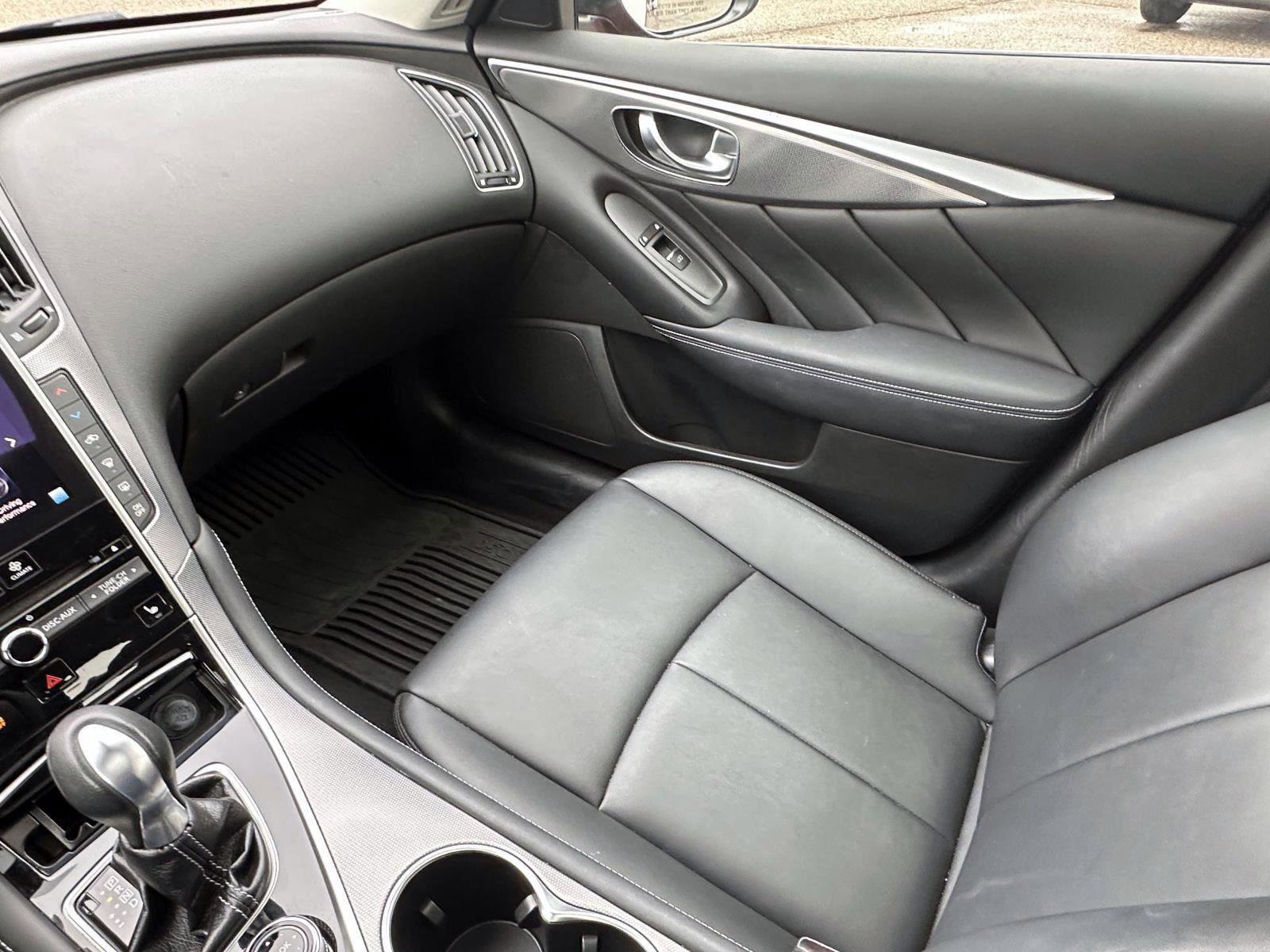 Used 2015 INFINITI Q50 Premium image 28
