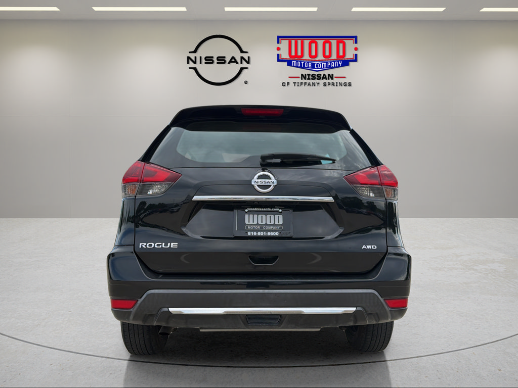 Used 2018 Nissan Rogue S AWD/4WD image 3